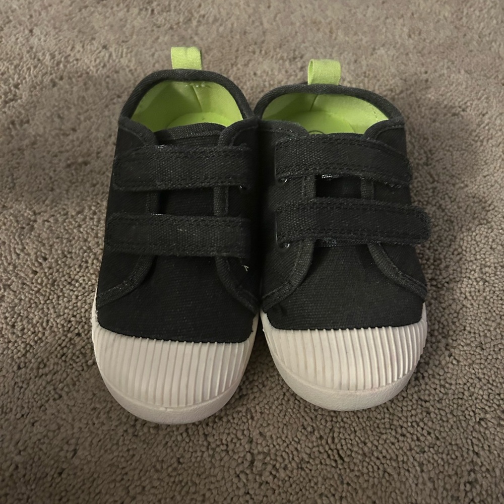 Cat & Jack Black and White Kids Sneakers